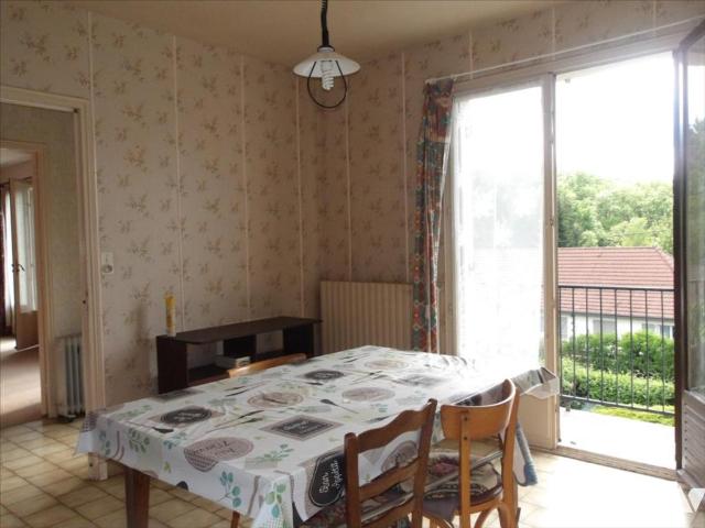 Maison vente à Aubusson, Boussac