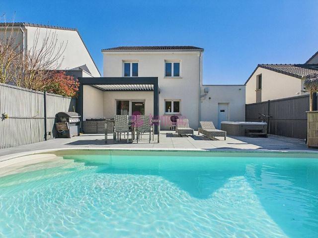 Maison vente à Thionville, Bousse