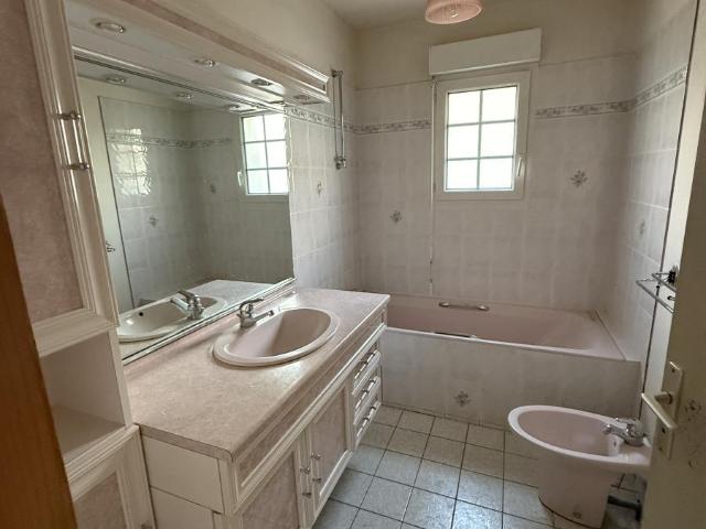 Maison vente à Avranches, Brécey