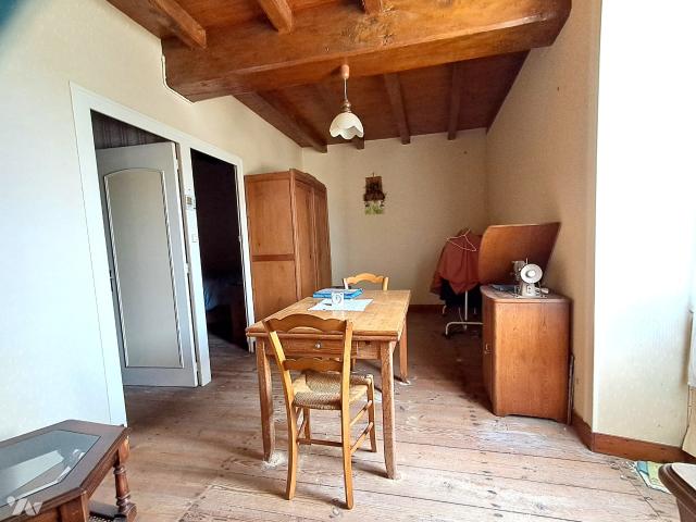 Maison vente à Saint-Jean-d'Angély, Brie-sous-matha