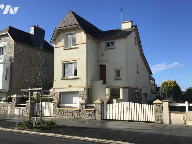 Maison vente à Dinan, Bretagne