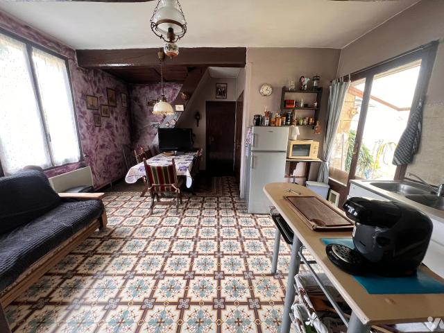 Maison vente à Laon, Camelin
