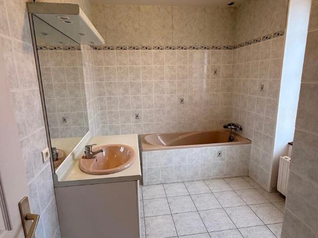 Maison vente à Cosne-Cours-sur-Loire, La Celle-sur-loire