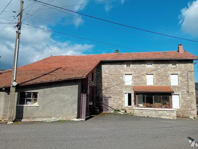 Maison vente à Montbrison, La Chambonie