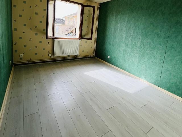 Maison vente à Vesoul, Champvans