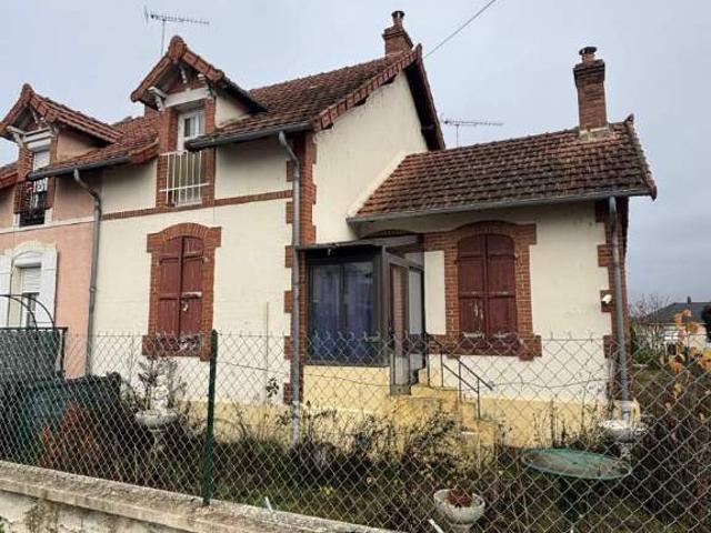 Maison vente à Nevers, Champvert