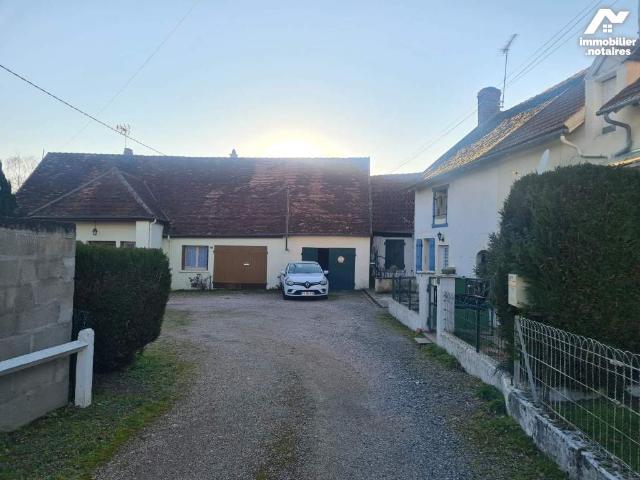 Maison vente à Nevers, Champvert