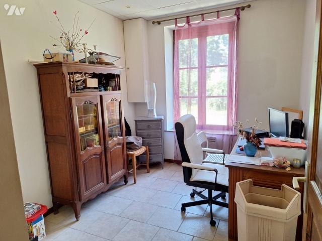 Maison vente à La Chapelle-d'Angillon, Cher