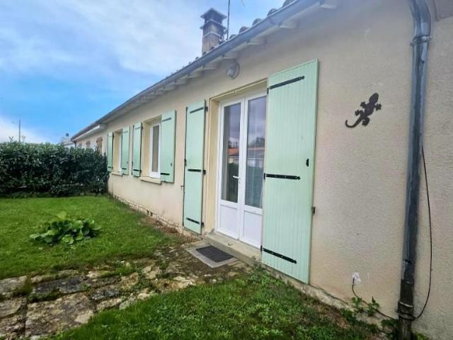 Maison vente à Montmorillon, Charroux