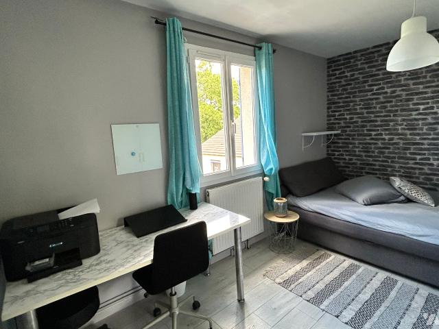 Maison vente à Pontoise, Chars