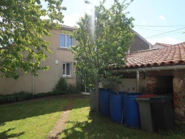 Maison vente à Fontenay-le-Comte, Cheffois