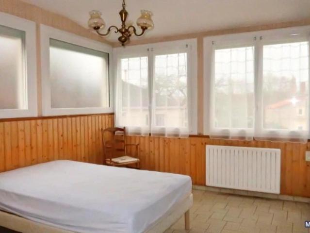 Maison vente à Fontenay-le-Comte, Cheffois