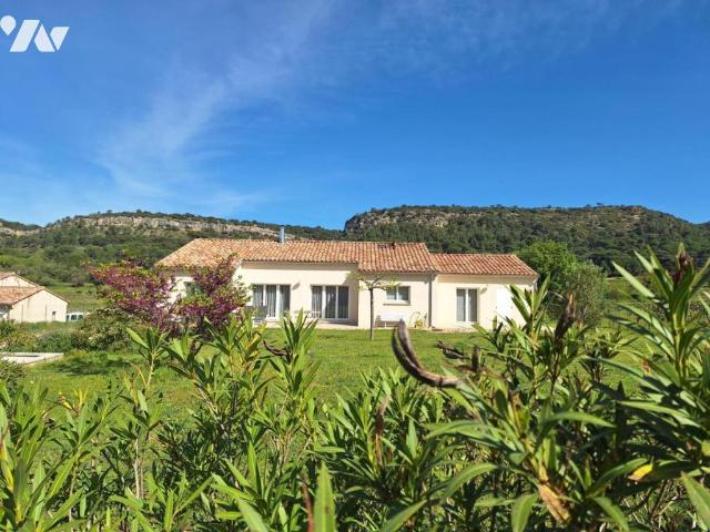 Maison vente à Nîmes, Chusclan
