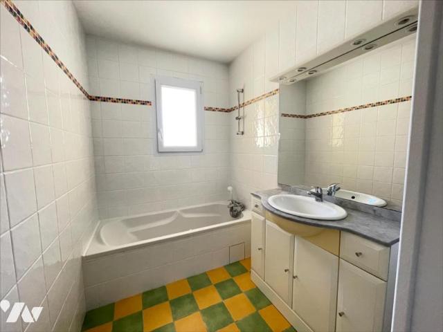 Maison vente à La Rochelle, Clavette
