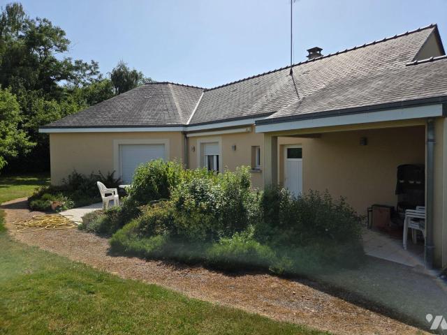 Maison vente à Mayenne, Commer