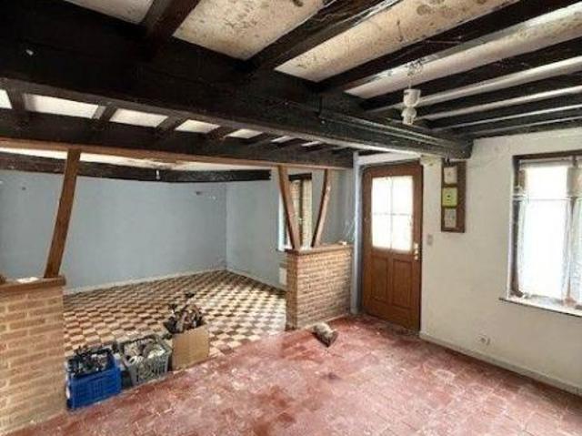 Maison vente à Montreuil-sur-Mer, Contes