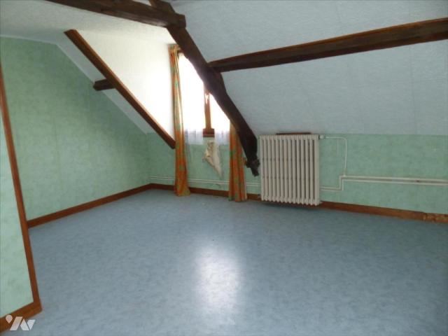 Maison vente à Mayenne, Contest