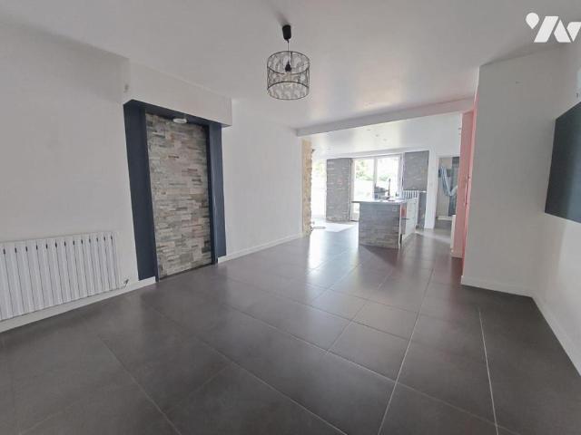 Maison vente à Cossé-le-Vivien, Mayenne
