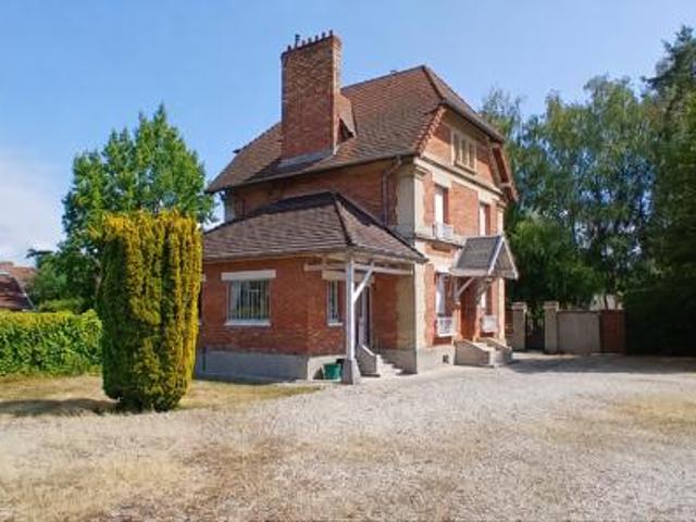 Maison vente à Laon, Coucy-le-château-auffrique