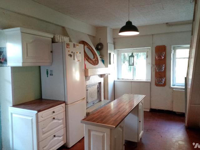 Maison vente à Saint-Amand-Montrond, Cours-les-barres