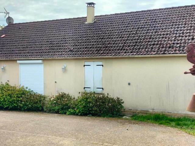 Maison vente à Montargis, Courtenay