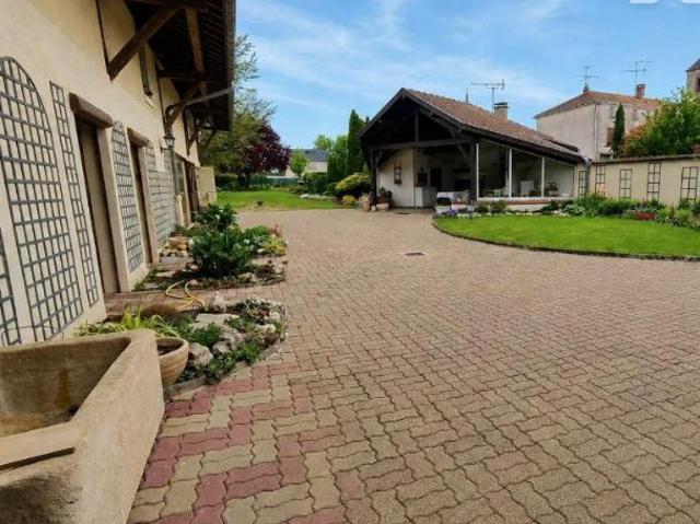Maison vente à Châlons-en-Champagne, Courtisols