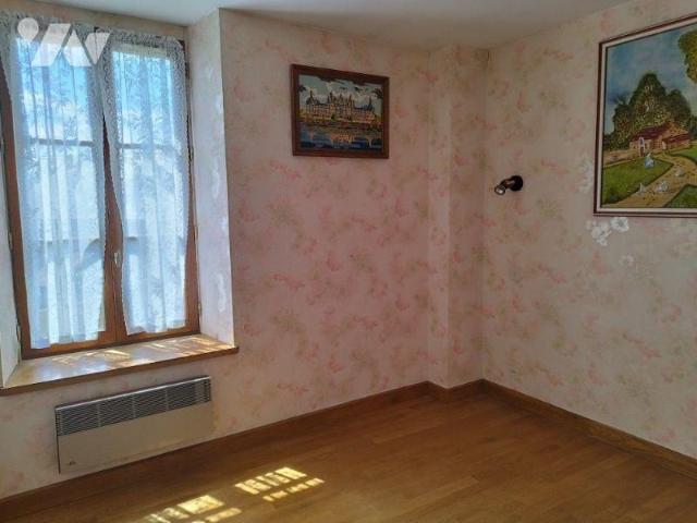 Maison vente à La Châtre, Crevant