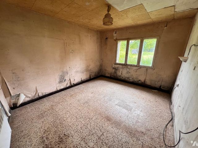 Maison vente à Compiègne, Cuts