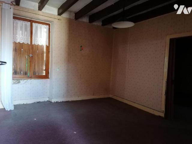 Maison vente à Loches, Descartes