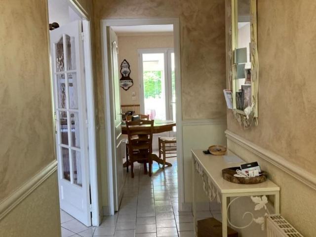 Maison vente à Saumur, Distré