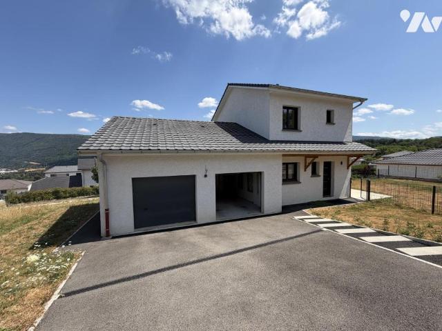 Maison vente à Nantua, Dortan