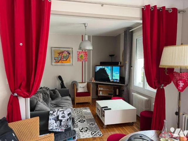 Maison vente à Niort, Échiré