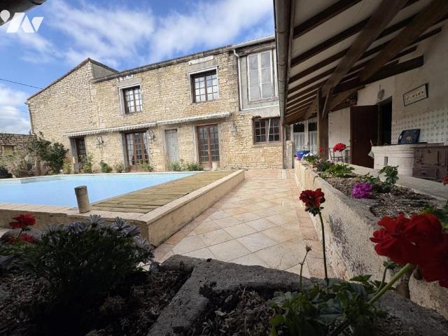Maison vente à Niort, Epannes