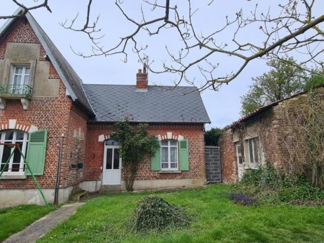 Maison vente à Saint-Quentin, Étreillers