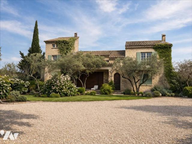 Maison vente à Arles, Eygalières
