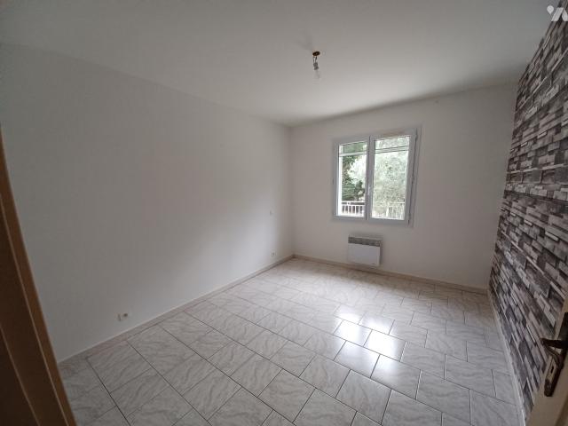 Maison vente à Aix-en-Provence, Eyguières