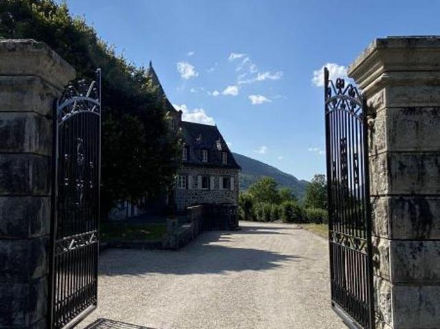 Maison vente à Mauriac, Le Falgoux