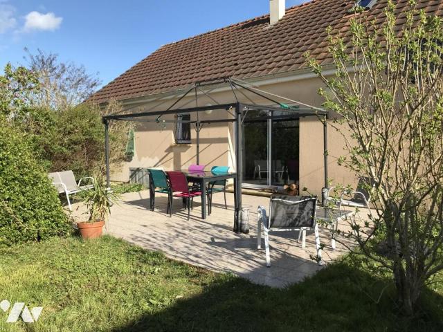 Maison vente à Bourges, Farges-en-septaine