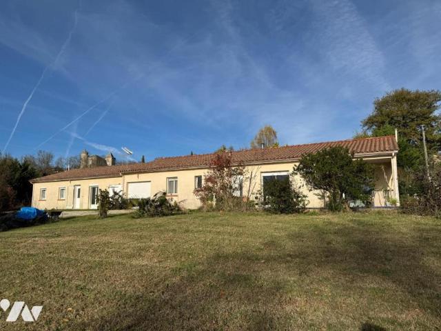 Maison vente à Nérac, Fieux