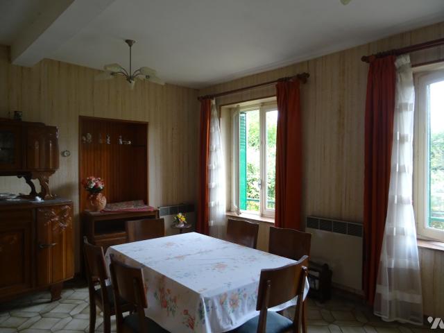 Maison vente à Saint-Amand-Montrond, Flavigny