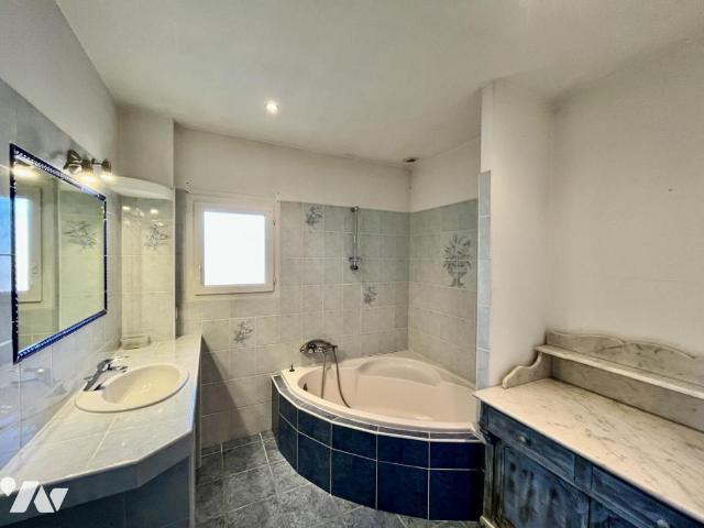 Maison vente à Nyons, La Garde-adhémar