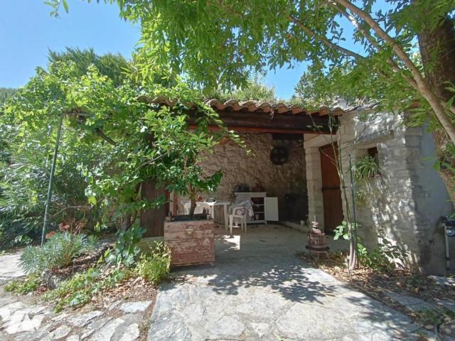 Maison vente à La Garde-adhémar, Guadeloupe