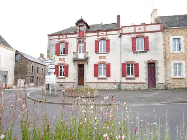 Maison vente à Laval, Le Genest-saint-isle