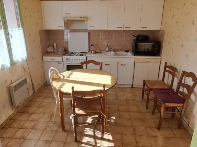 Maison vente à Avranches, Genêts