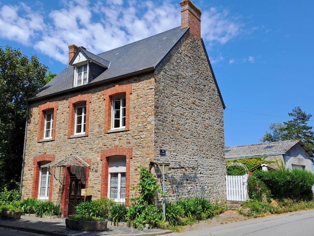 Maison vente à Avranches, Genêts