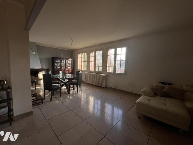 Maison vente à Dijon, Genlis