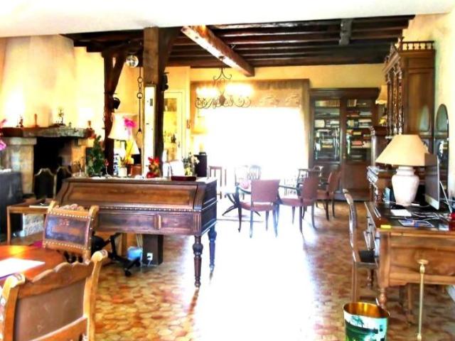 Maison vente à Lons-le-Saunier, Geruge