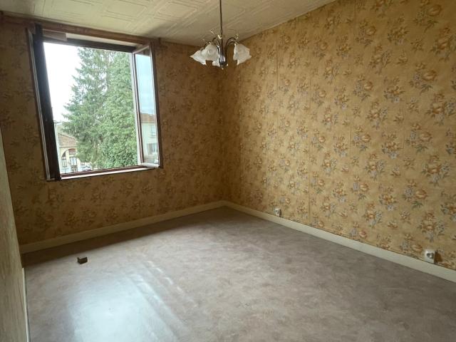 Maison vente à Charleville-Mézières, Givet