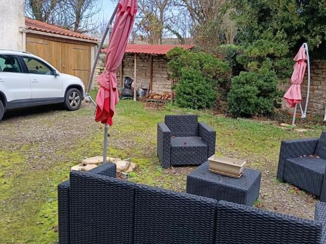 Maison vente à Fontenay-le-Comte, Grues
