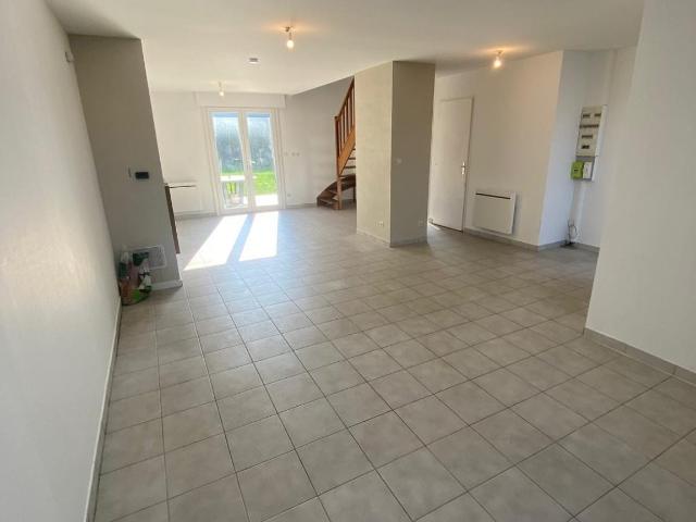 Maison vente à Calais, Guînes